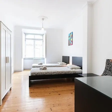 Silver Flower - Flat In Center Lissabon