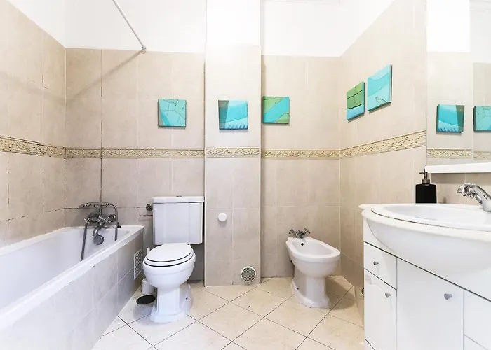 Konukevi Silver Flower - Flat In Center